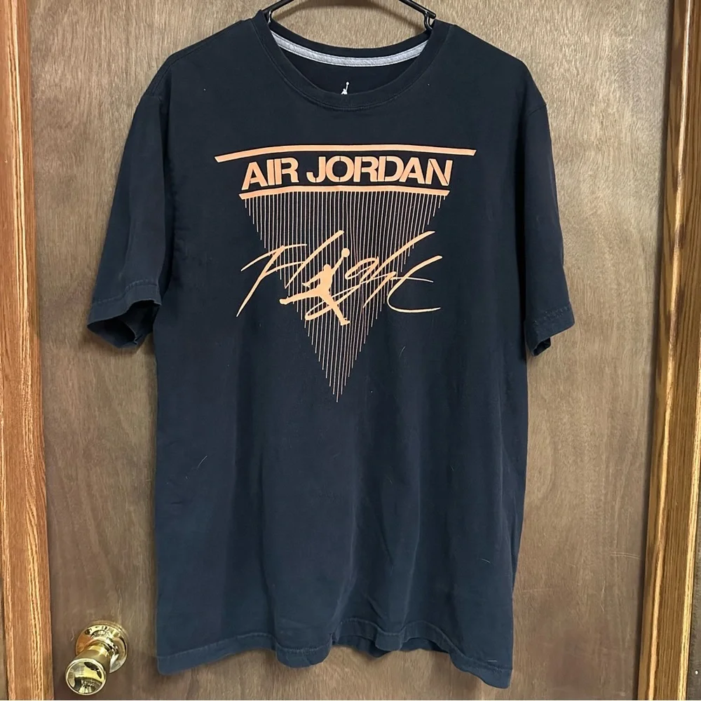 Air Jordan Flight Short Sleeve Shirt Large‎